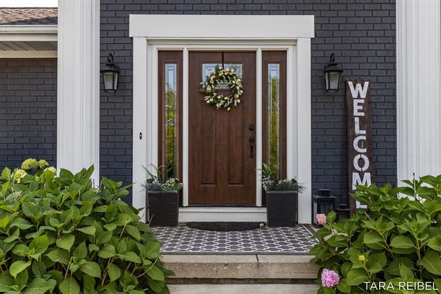 990 Riley Street, Hudsonville, MI 49426