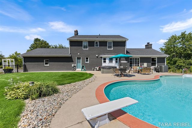 990 Riley Street, Hudsonville, MI 49426