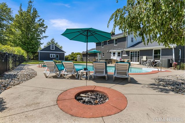 990 Riley Street, Hudsonville, MI 49426
