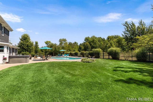 990 Riley Street, Hudsonville, MI 49426