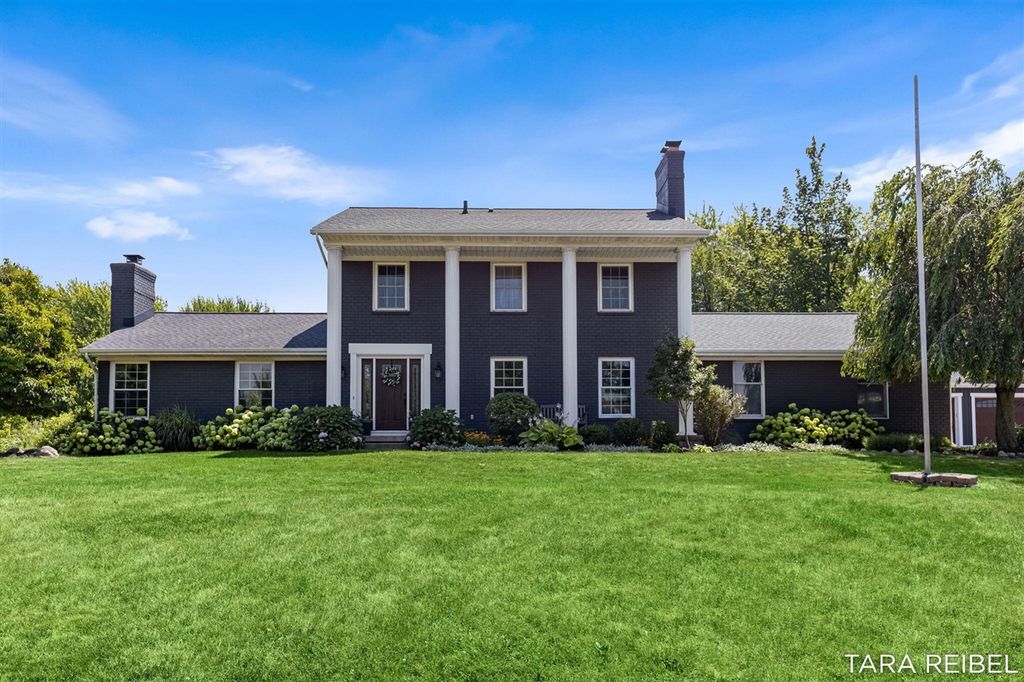990 Riley Street, Hudsonville, MI 49426