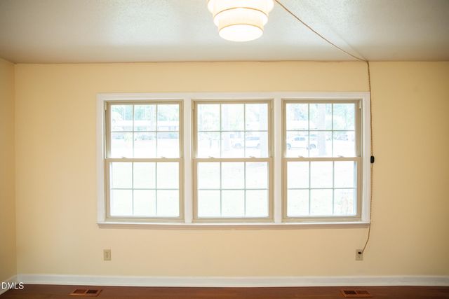 512 W Bywood Drive, Durham, NC 27712