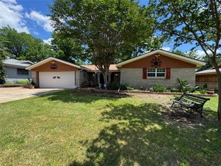 5016 Wyoming Trail, North Richland Hills, TX 76180