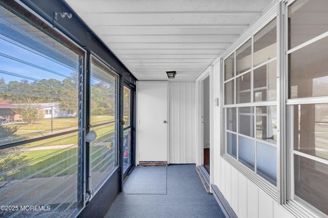 20 Yorkshire Court E, Manchester, NJ 08759