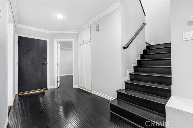 5243 Yarmouth 31, Encino (los Angeles), CA 91316