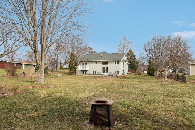 620 E Ogden Street, Jefferson, WI 53549