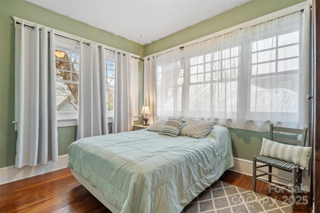 75 Cherry Street N, Asheville, NC 28801