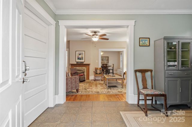 75 Cherry Street N, Asheville, NC 28801