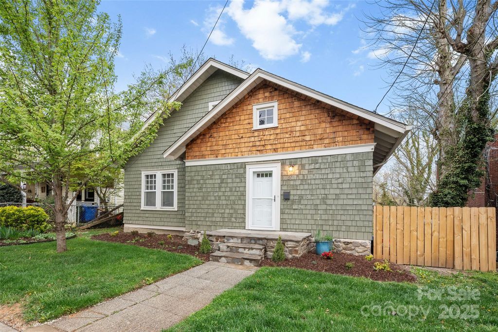 75 Cherry Street N, Asheville, NC 28801