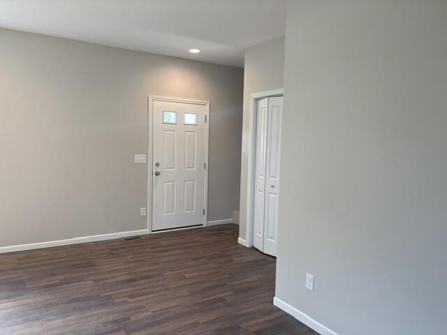 W1320 Highland BOULEVARD, Genoa City, WI 53128