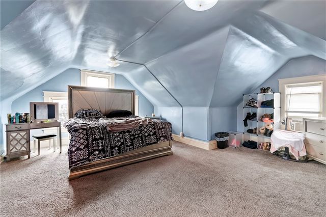 11 E Moody Ave, New Castle, PA 16101