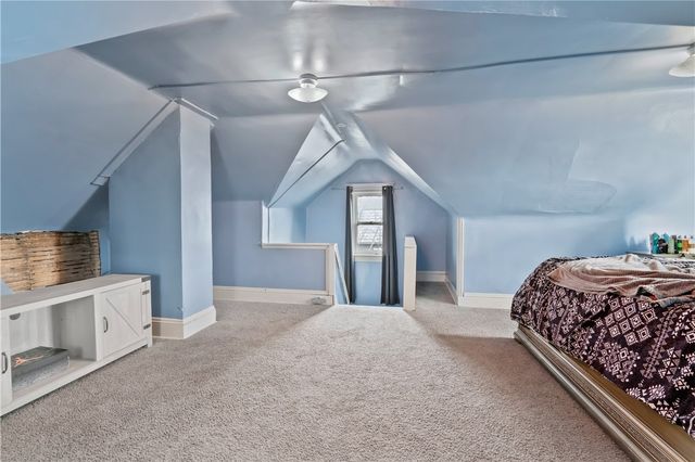 11 E Moody Ave, New Castle, PA 16101