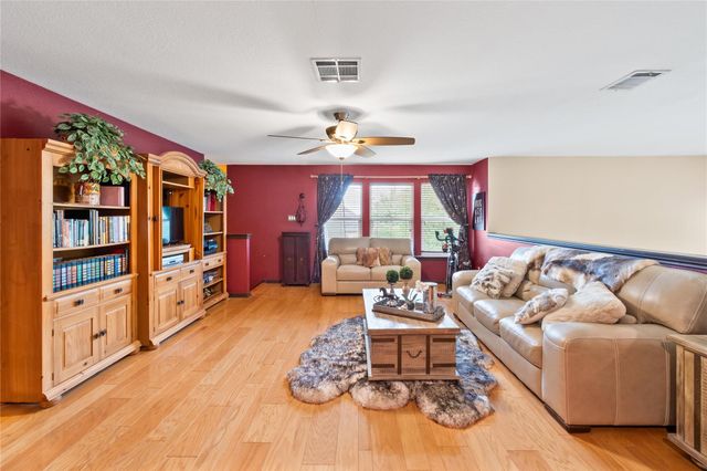 2107 Hilton Head DR, Round Rock, TX 78664