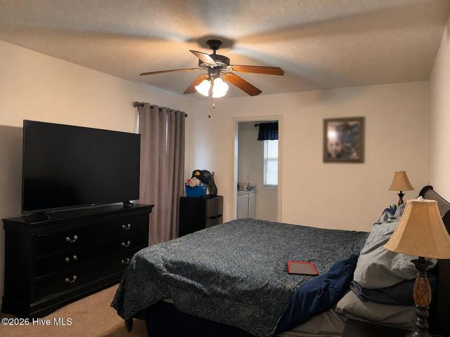 155 Pecan Lane, Aberdeen, NC 28315