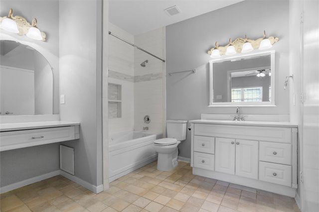 3800 Tanglewilde Street 607, Houston, TX 77063