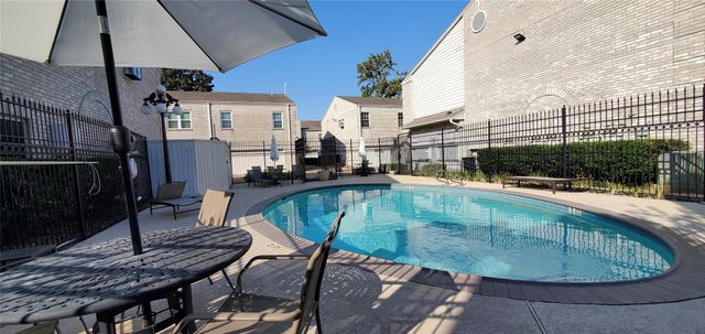 3800 Tanglewilde Street 607, Houston, TX 77063