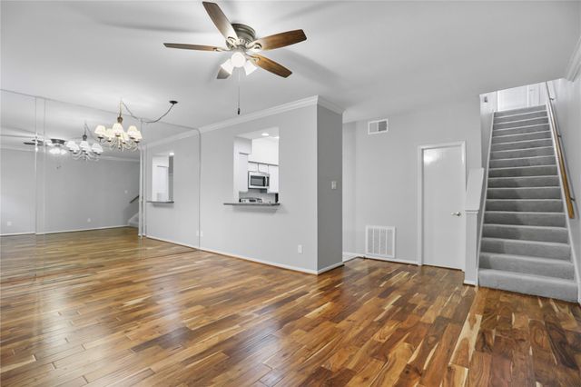 3800 Tanglewilde Street 607, Houston, TX 77063