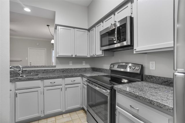 3800 Tanglewilde Street 607, Houston, TX 77063