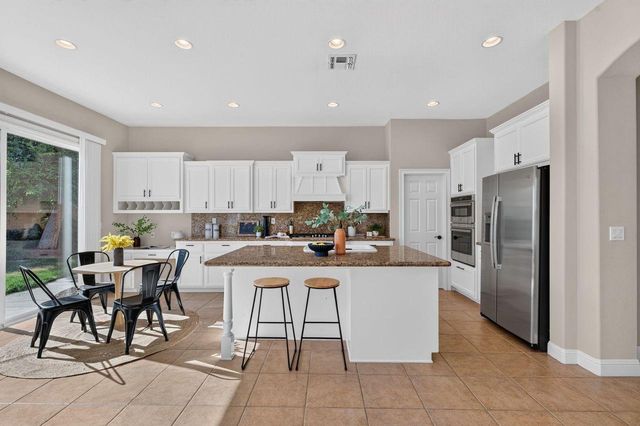 1624 Daunting Dr, El Dorado Hills, CA 95762