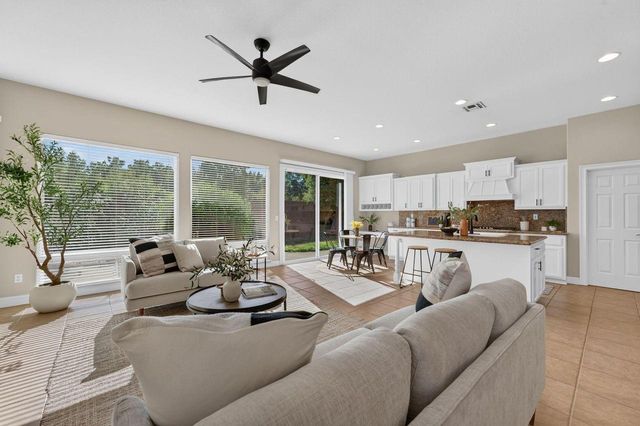1624 Daunting Dr, El Dorado Hills, CA 95762