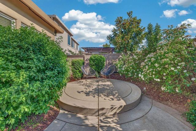 1624 Daunting Dr, El Dorado Hills, CA 95762