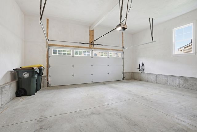 11 Lilac Avenue, Bellingham, MA 02019