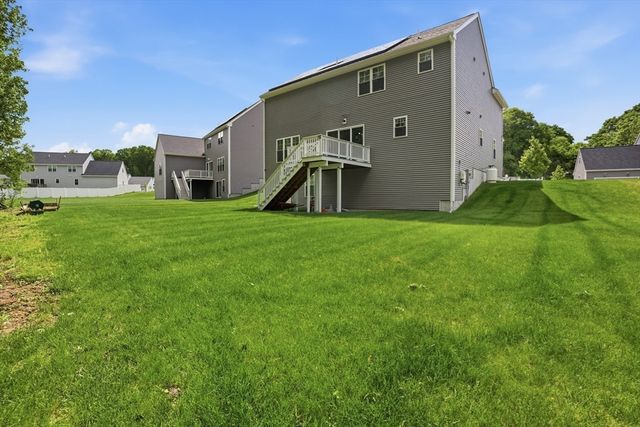 11 Lilac Avenue, Bellingham, MA 02019