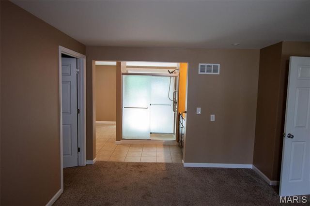 83 Memorial Court, Highland, IL 62249