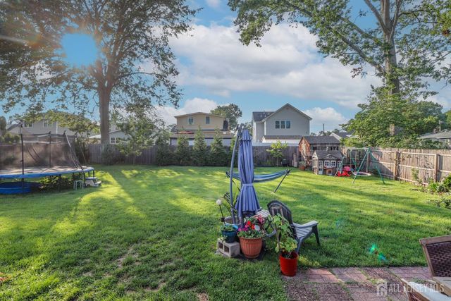 496 Outlook Avenue, Colonia, NJ 07067