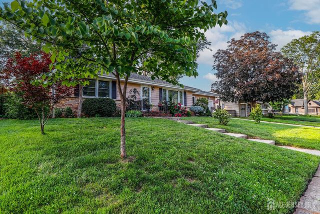 496 Outlook Avenue, Colonia, NJ 07067
