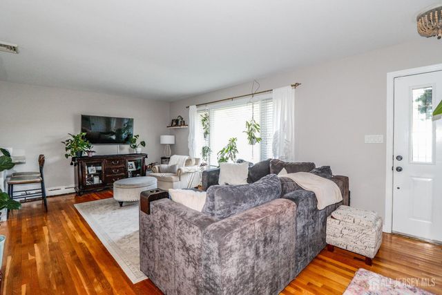 496 Outlook Avenue, Colonia, NJ 07067