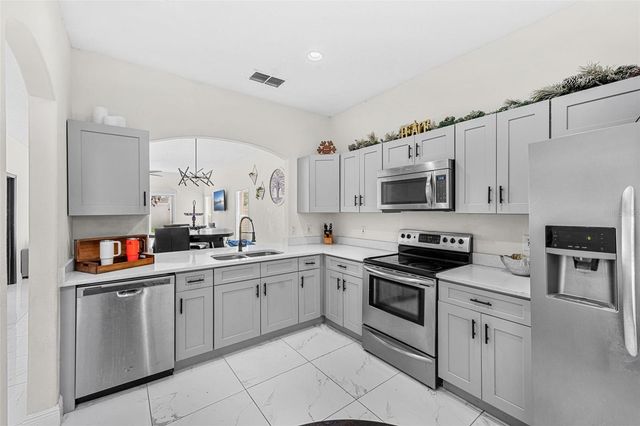1304 TIMBERBEND CIRCLE, Orlando, FL 32824