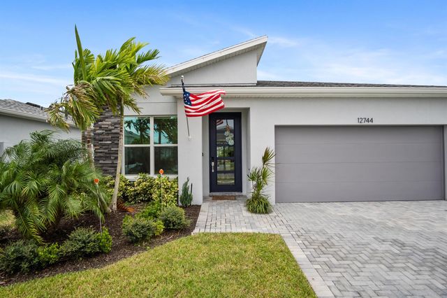 12744 SW Eleanor Drive, Port St. Lucie, FL 34987