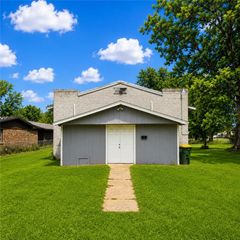 507 N Navasota, Hearne, TX 77859