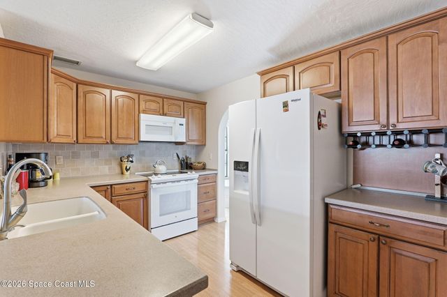 942 Pineland Drive, Rockledge, FL 32955