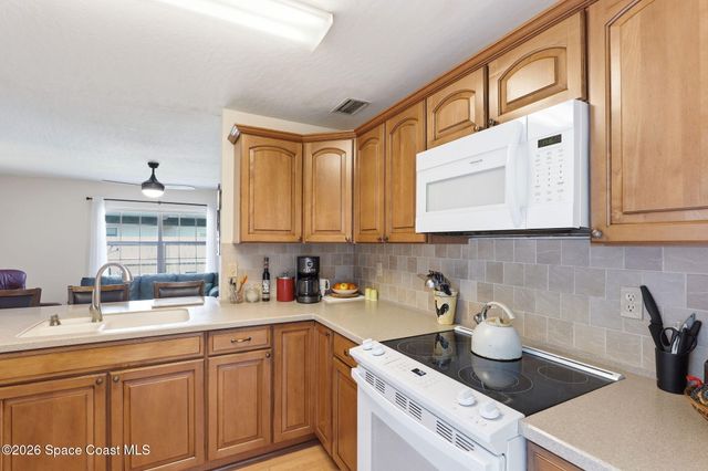 942 Pineland Drive, Rockledge, FL 32955