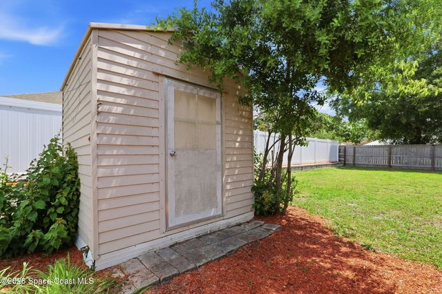 942 Pineland Drive, Rockledge, FL 32955