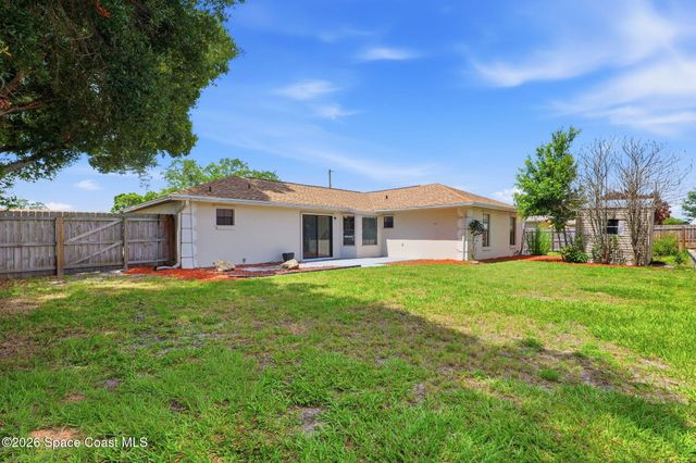942 Pineland Drive, Rockledge, FL 32955