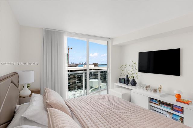 2101 NE Brickell Ave 2302, Miami, FL 33129