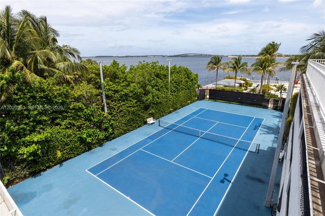 2101 NE Brickell Ave 2302, Miami, FL 33129