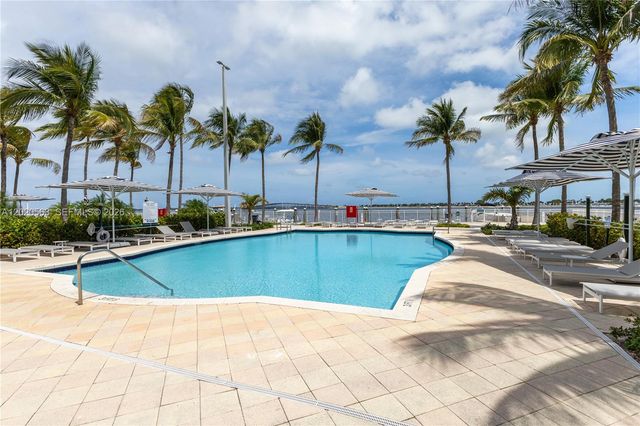 2101 NE Brickell Ave 2302, Miami, FL 33129