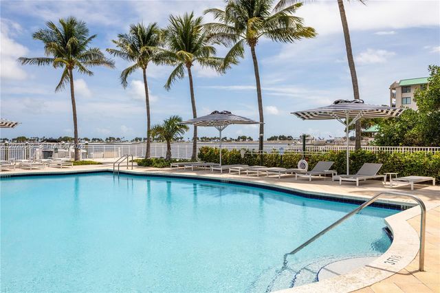 2101 NE Brickell Ave 2302, Miami, FL 33129