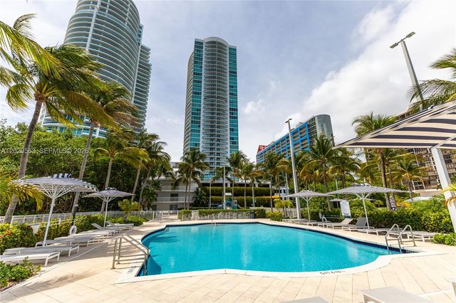 2101 NE Brickell Ave 2302, Miami, FL 33129
