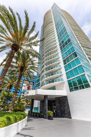 2101 NE Brickell Ave 2302, Miami, FL 33129