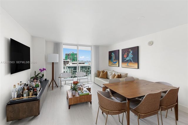 2101 NE Brickell Ave 2302, Miami, FL 33129