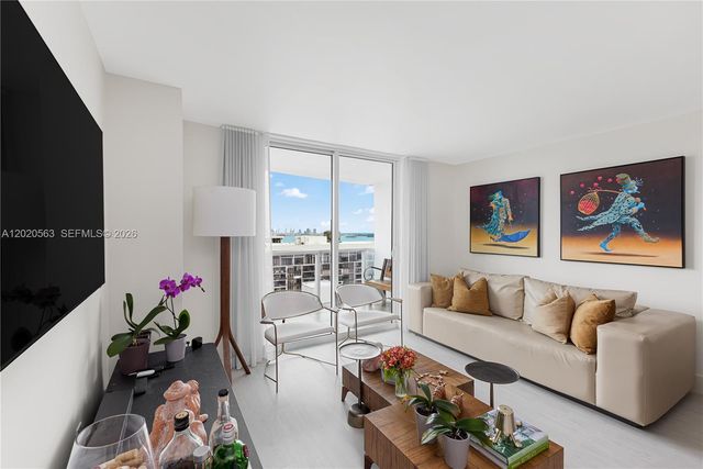 2101 NE Brickell Ave 2302, Miami, FL 33129