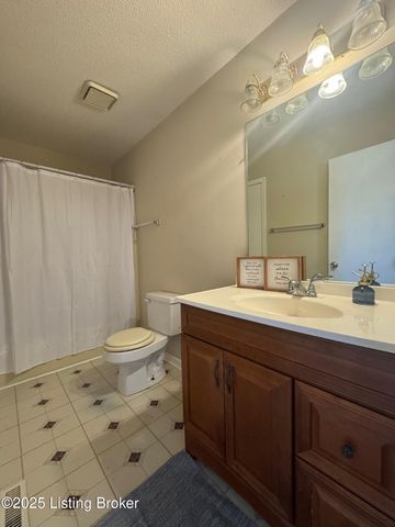 465 Wagon Wheel Trail, Radcliff, KY 40160