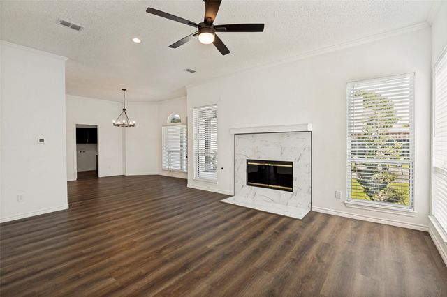 1420 Dudley Drive, Carrollton, TX 75007