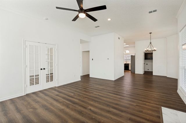 1420 Dudley Drive, Carrollton, TX 75007