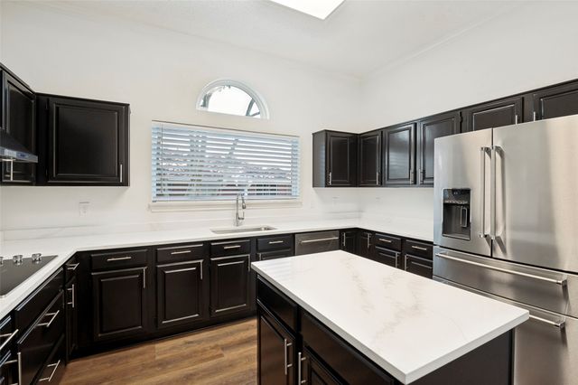 1420 Dudley Drive, Carrollton, TX 75007